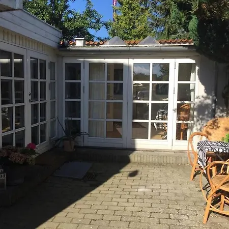 Charmerende I Centrum Feriehus Præstø